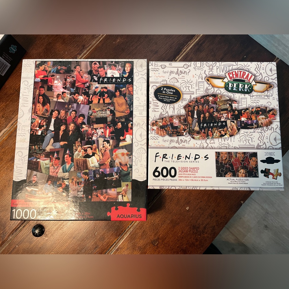 2 Friends puzzles, 1000 piece and 600 piece